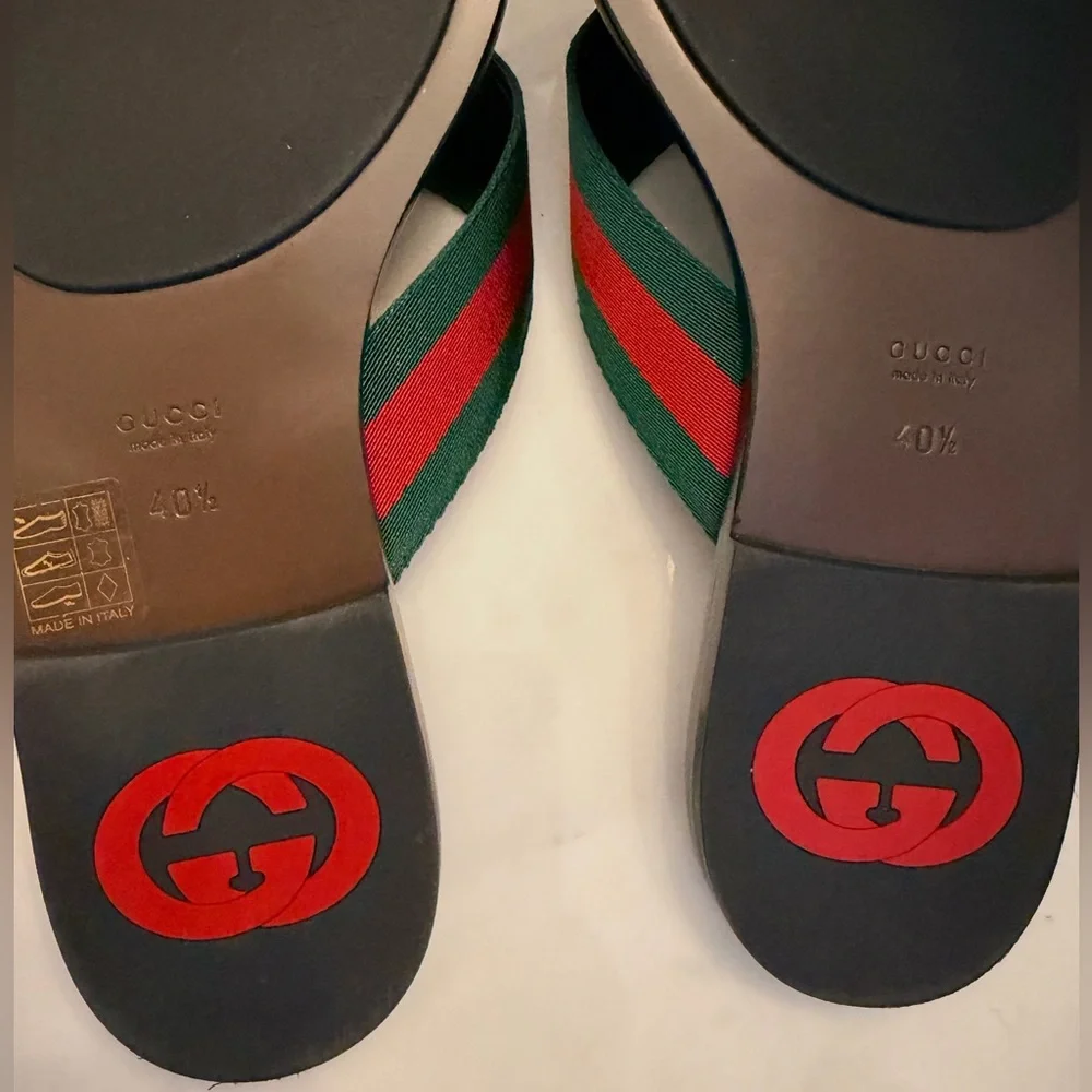 NIB Gucci GG Web-Strip Thong Sandals with Green-Red Strap & Mixes GG Metals - Picture 3 of 6